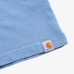 Carhartt Vintage T-Shirt - Blue -Vintages Shop IMG 0017 cut eb5b2c7f 1cd7 4029 8b6c ed9364364f6a