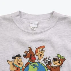 'Universal Studios' Sweatshirt -Vintages Shop IMG 0593 cut 81aae157 9c43 47b2 8650 d6d51a207391