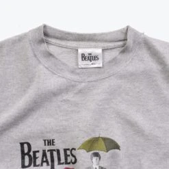 Beatles Sweatshirt -Vintages Shop IMG 0622 cut dae74ebe b729 4a5f be92 a3bdf2b86476
