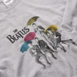 Beatles Sweatshirt -Vintages Shop IMG 0623 cut 75fd6ed0 bc3a 489a 9133 401cebb615bc