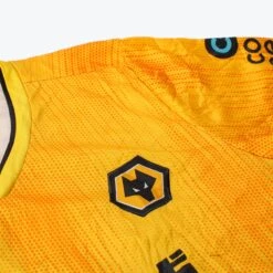 Wolves Football Shirt -Vintages Shop IMG 0719 cut 132a9cc3 5343 46eb 9563 160e1eb86f18