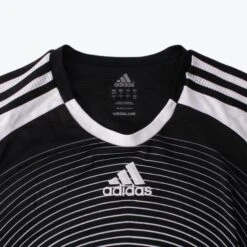 Adidas Football Shirt -Vintages Shop IMG 1573 cut f0d79784 9618 4b78 9669 0c7c7829fc59