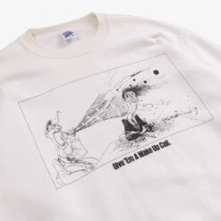 Wall Street Journal Sweatshirt -Vintages Shop IMG 1729 cut 63137a56 b009 4855 a036 2eebd97091b7