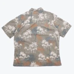 Vintage 'Groovy Bay' Hawaiian Shirt -Vintages Shop IMG 2016 cut 5e275b42 fba7 4690 a026 ddeef3fc3e48