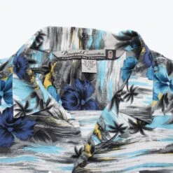 Vintage 'Pineapple Connection' Hawaiian Shirt -Vintages Shop IMG 2134 cut 38d3e2e8 39e3 478a 97ca 47bdf867a69e