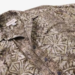 'Johari West' Hawaiian Shirt -Vintages Shop IMG 2747 cut 88ca2b57 0aef 4c02 8593 eb7e2769c26a