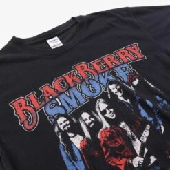 Vintage 'Blackberry Smoke' T-shirt -Vintages Shop IMG 2969 cut fb3bd782 0c05 4e6e 8e75 9b296bc53c00