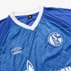 Schalke Football Shirt -Vintages Shop IMG 5281 cut 7785a16f 01d6 40e7 888a 549a68cf9955