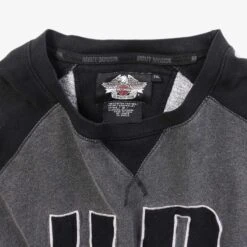 Harley Davidson Motorcycle Touring Sweatshirt 9 Harley Davidson Motorcycle Touring Sweatshirt -Vintages Shop IMG 5556 cut 60a4e14c 618c 4891 bda3 d261dc99a0b6