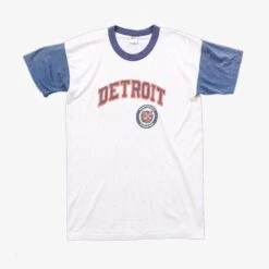 Vintage 'Detroit Tigers' T-shirt