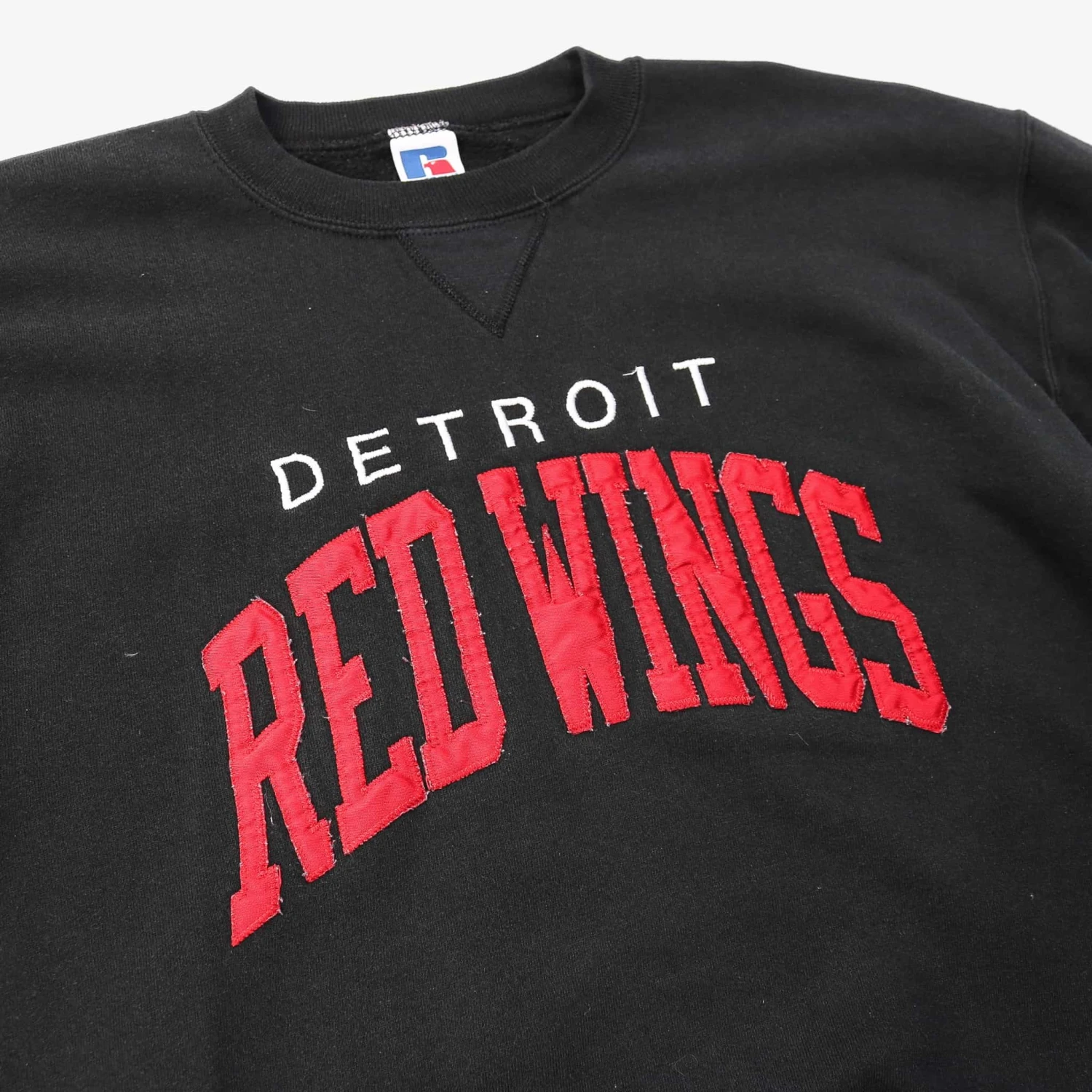 Russell Athletic 'Detroit Red Wings' Sweatshirt 3 Russell Athletic 'Detroit Red Wings' Sweatshirt - Image 3