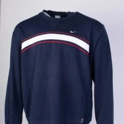 Vintage Nike Spellout Swoosh Sweatshirt 6 Vintage Nike Spellout Swoosh Sweatshirt -Vintages Shop IMG 8359 49c96728 d866 4a65 9a06 1e9ebe64c376