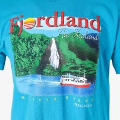 Vintage 'Fjordland' T-Shirt -Vintages Shop IMG 9479 cut 3d578324 86a6 4738 8289 184df0f53b51