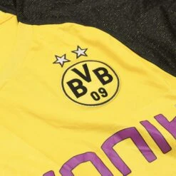 BVB Football Shirt -Vintages Shop SHOP 427 cut