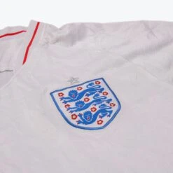 England Football Shirt -Vintages Shop SHOP 619 cut